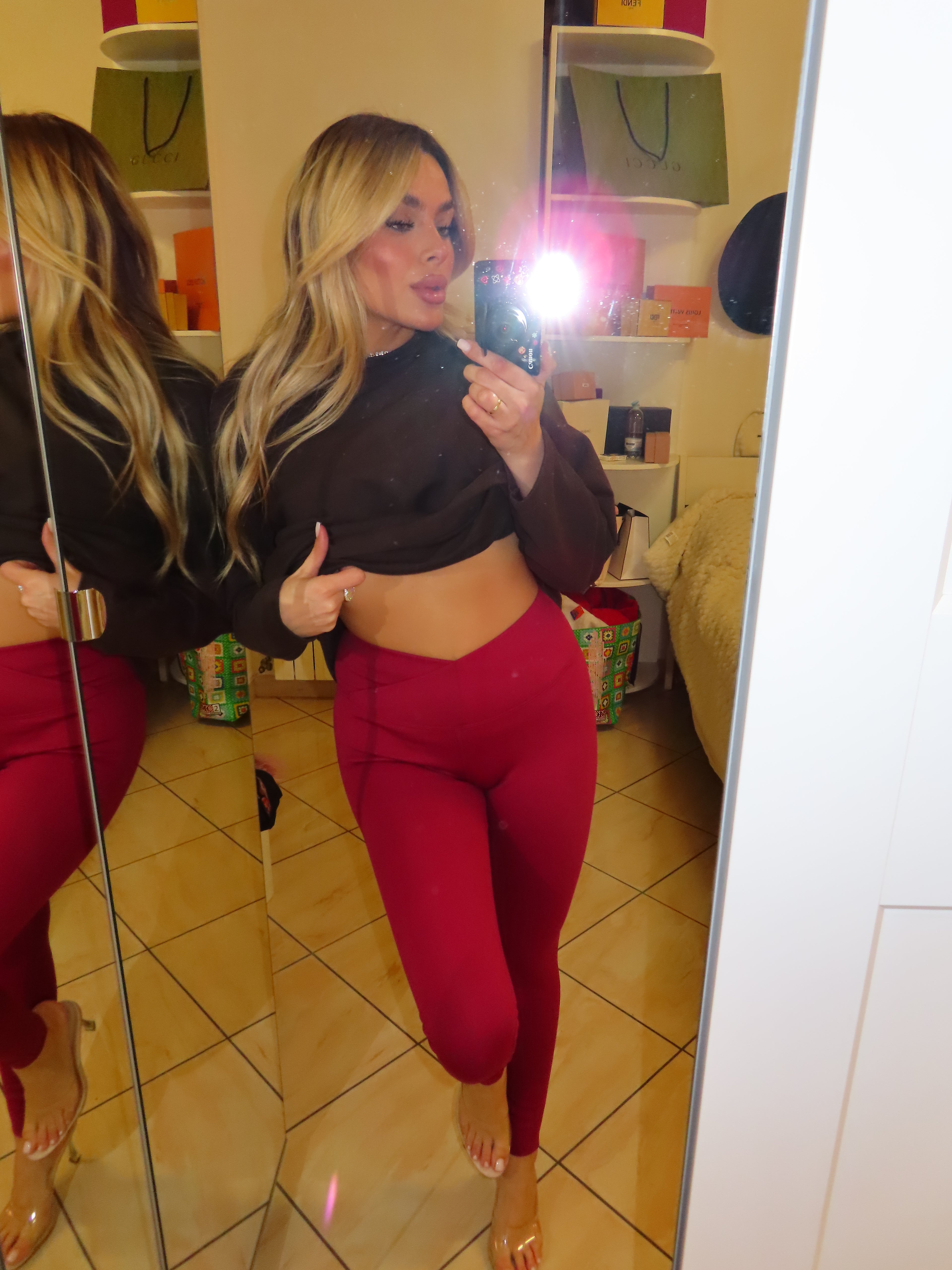 Leggins felpato con scollo a V