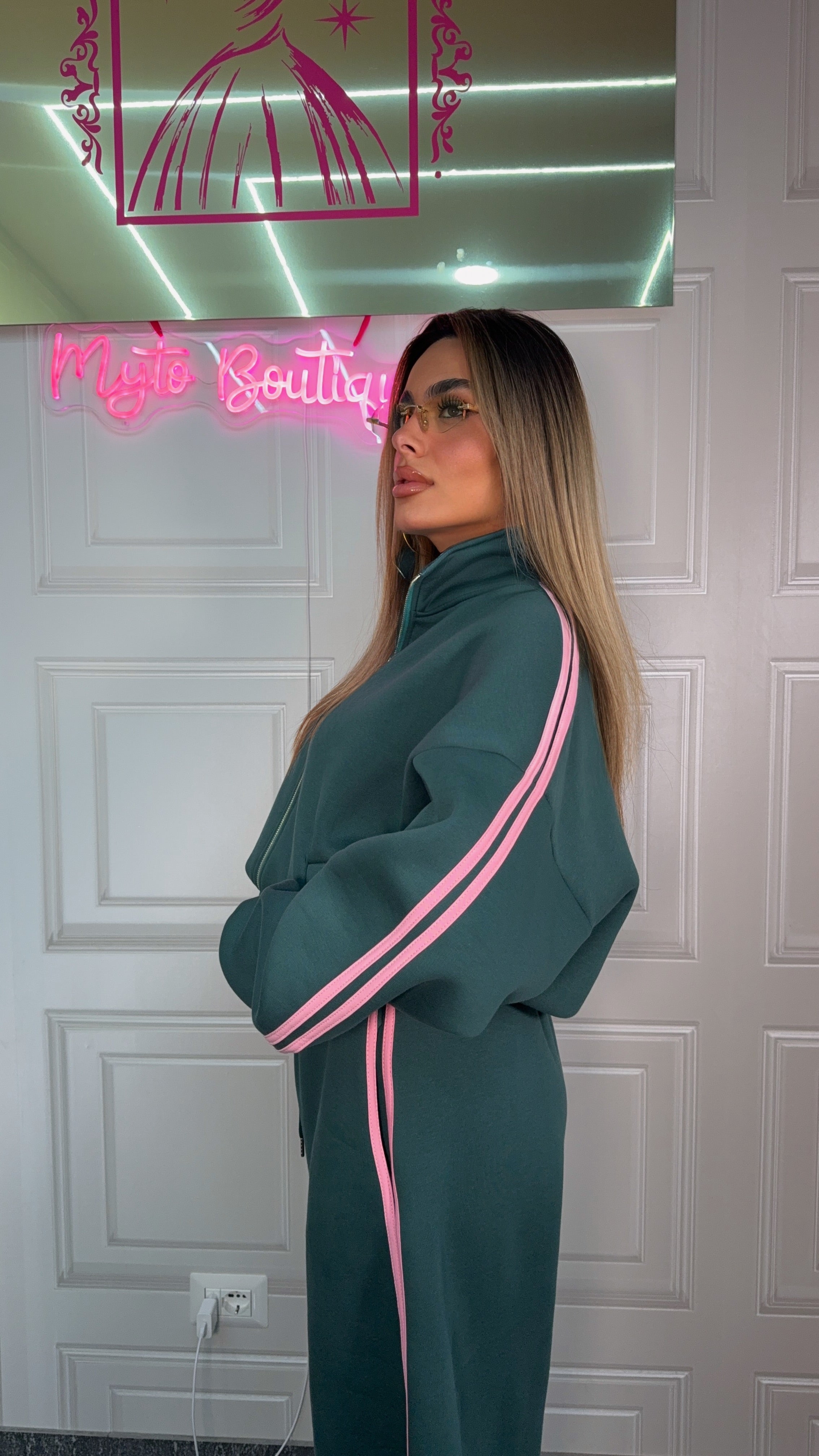 Tuta con strisce laterali new