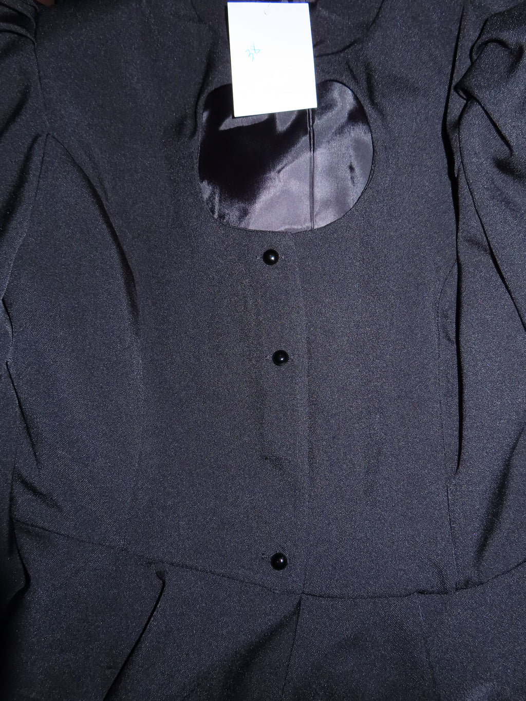 Completo maglia con spalline e pantaloncino in pizzo