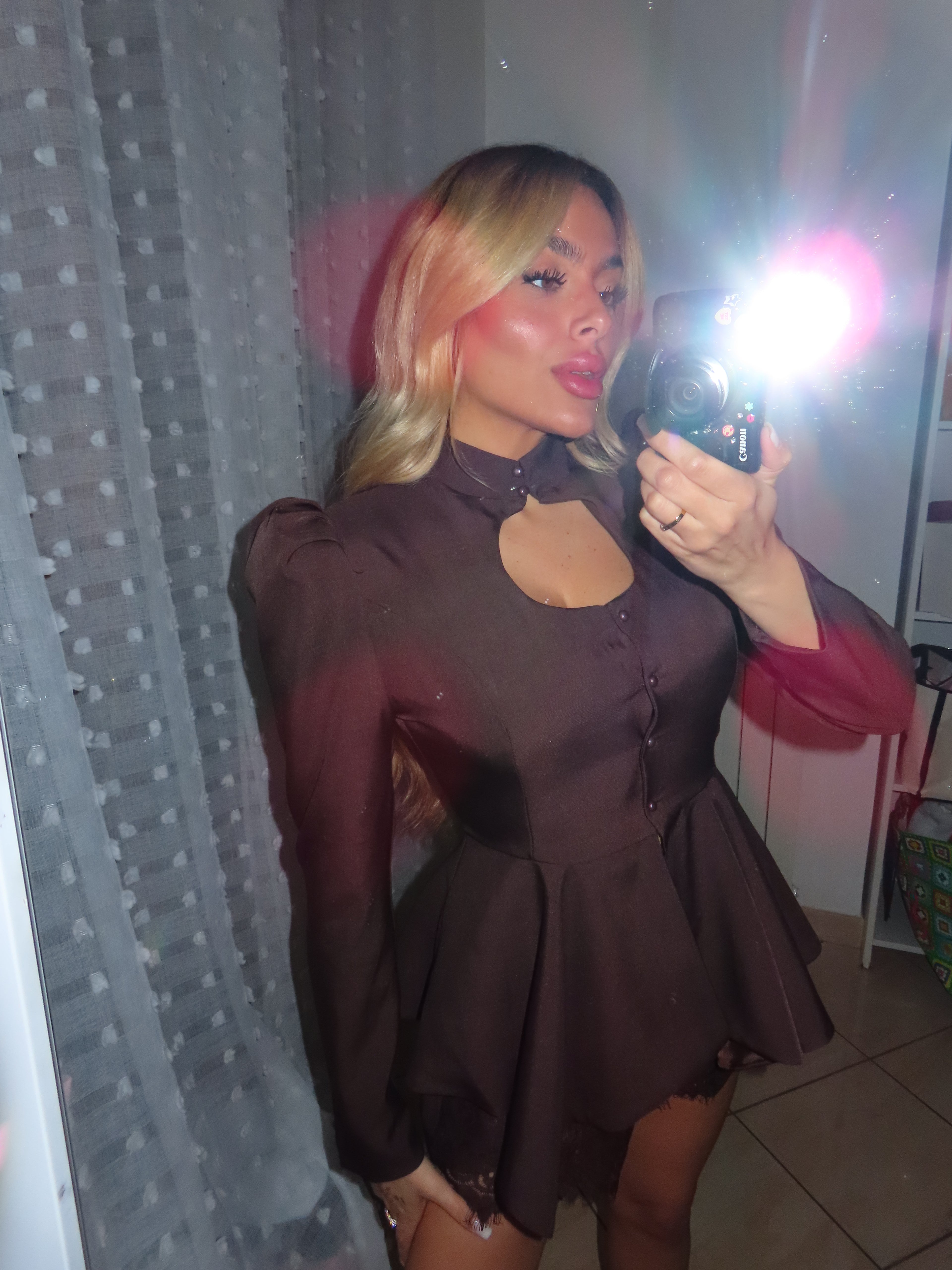 Completo maglia con spalline e pantaloncino in pizzo
