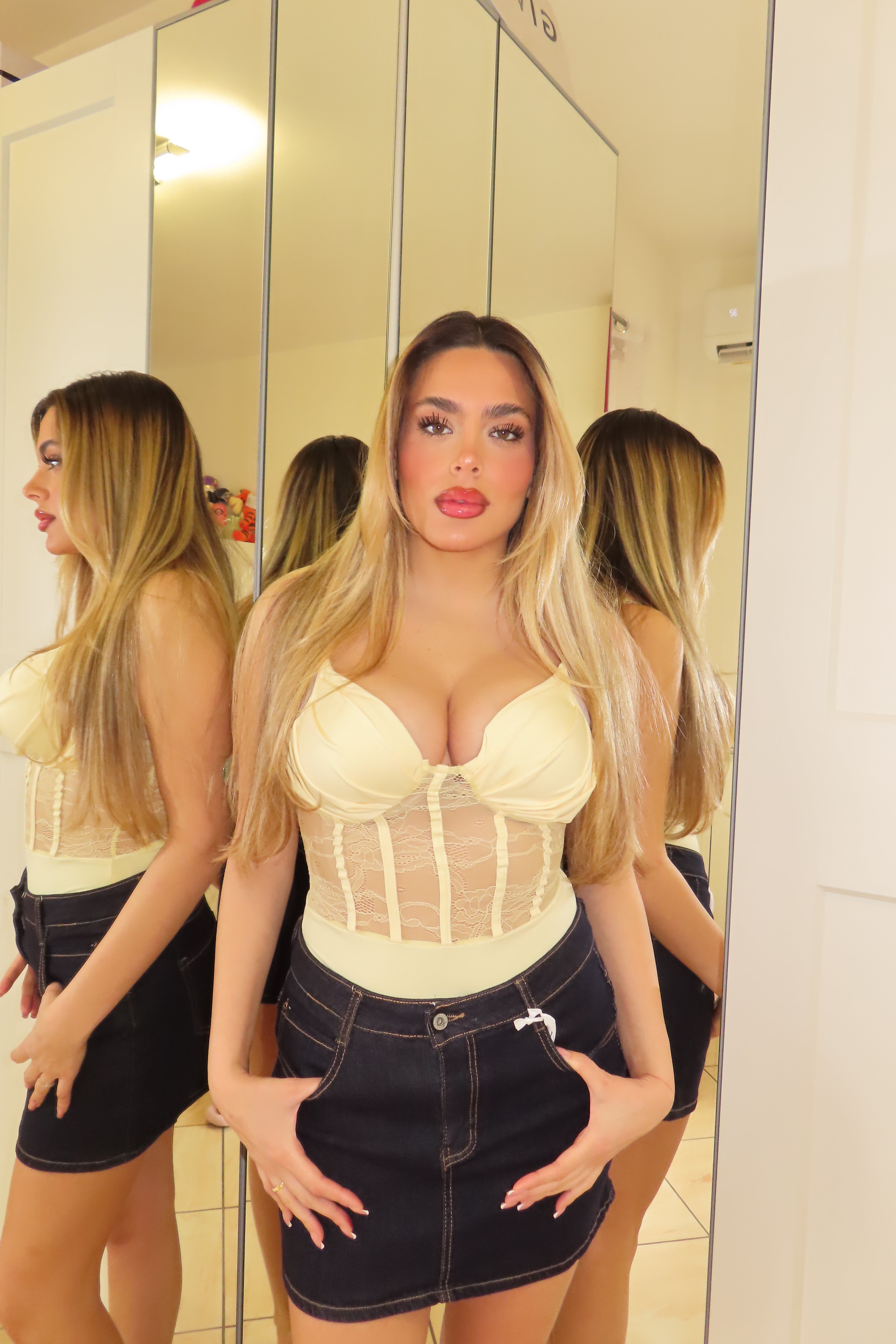 Body in pizzo con bretella regolabile Biggy