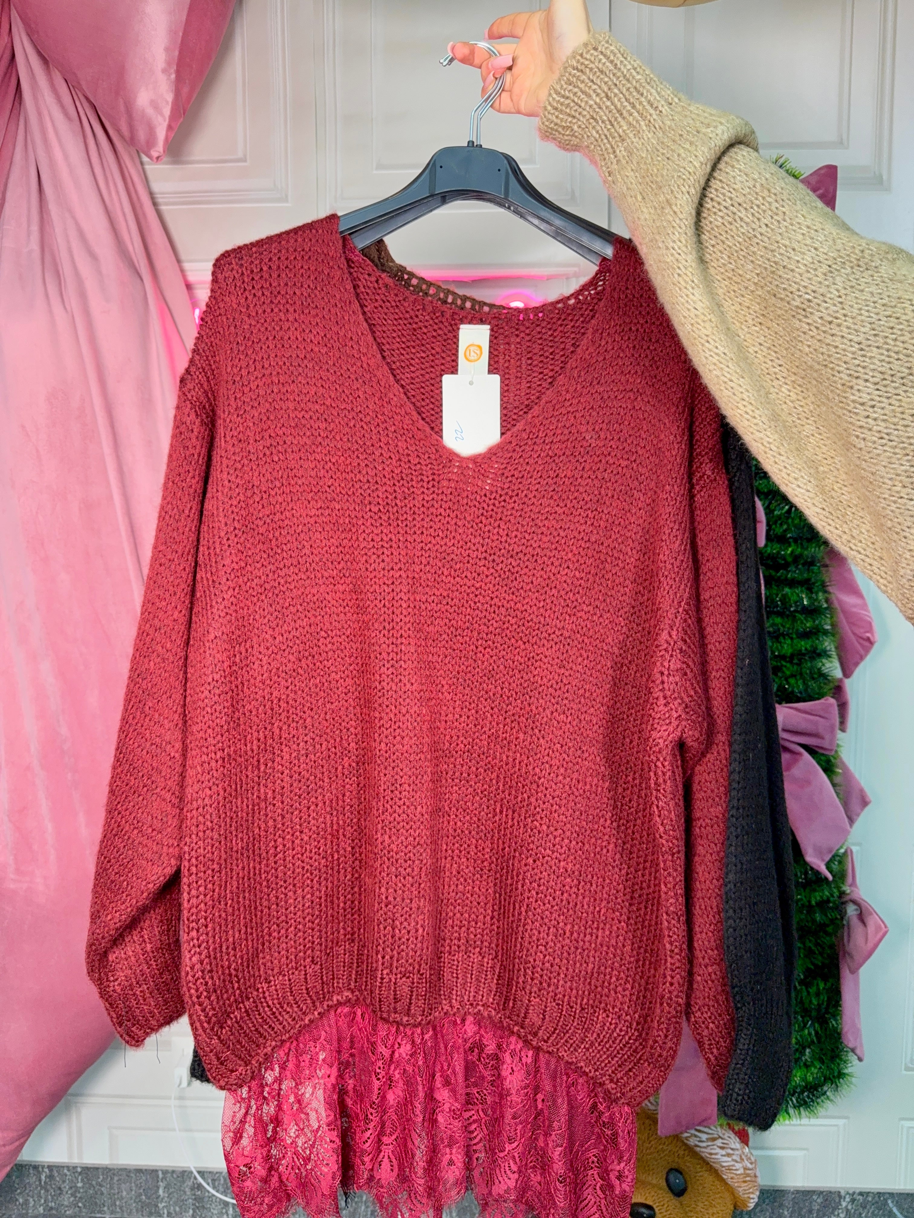 Maglione con pizzo e scollo V