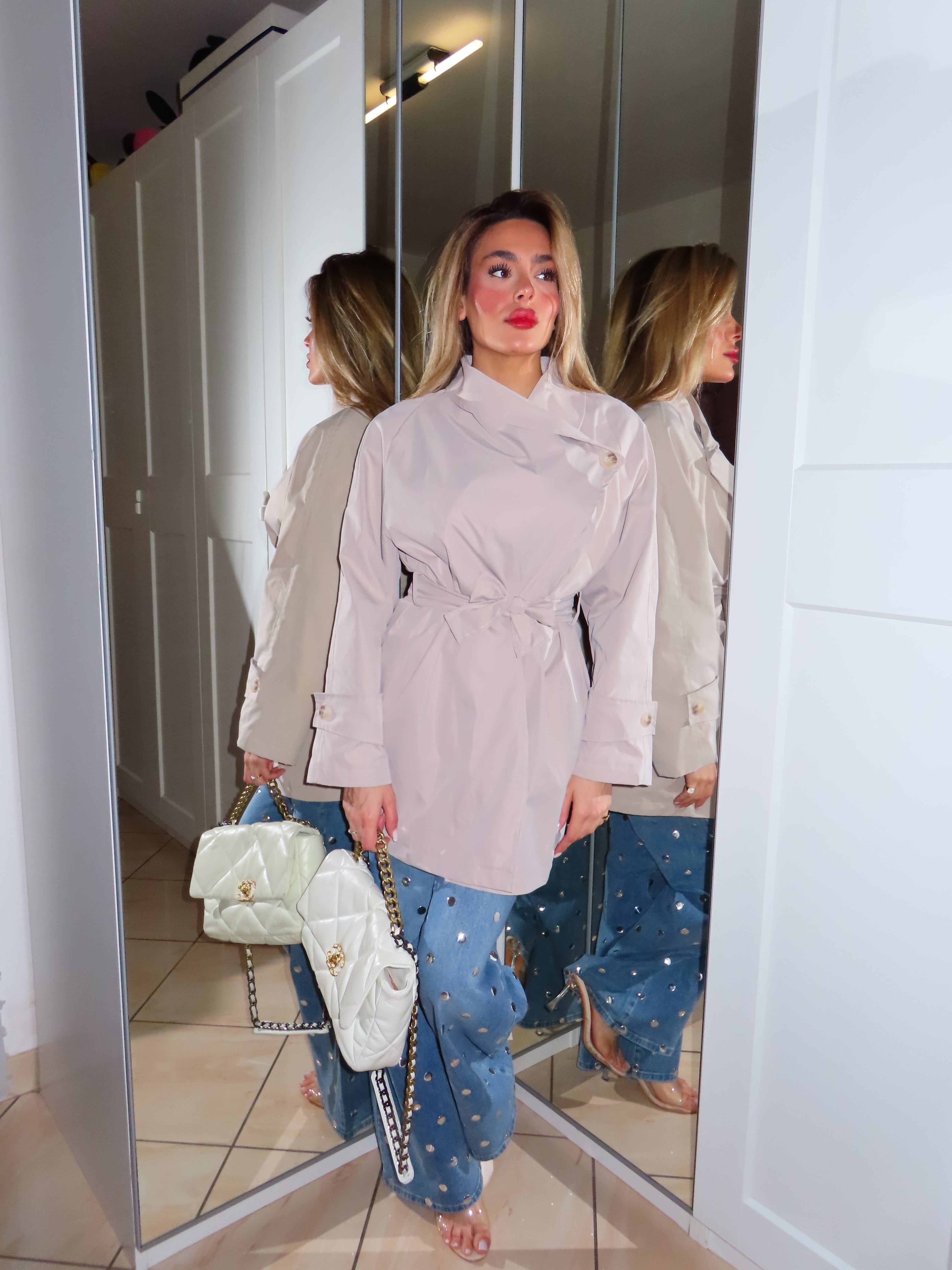 Trench midi con chiusura trasversale