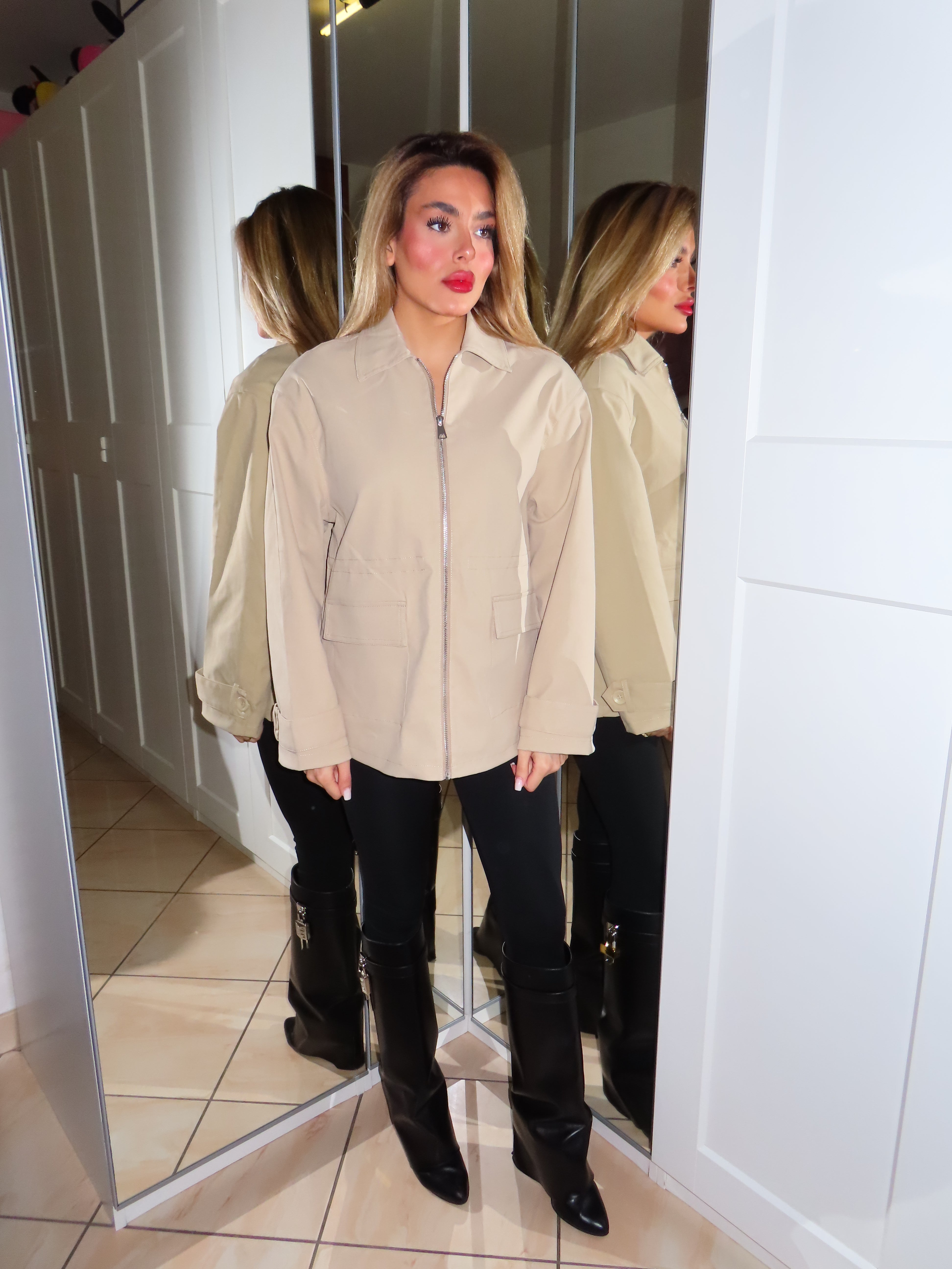 Giubbino con mantella removibile triangolo Clarisse