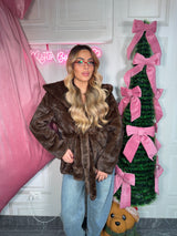 Pelliccia eco visone con cintura