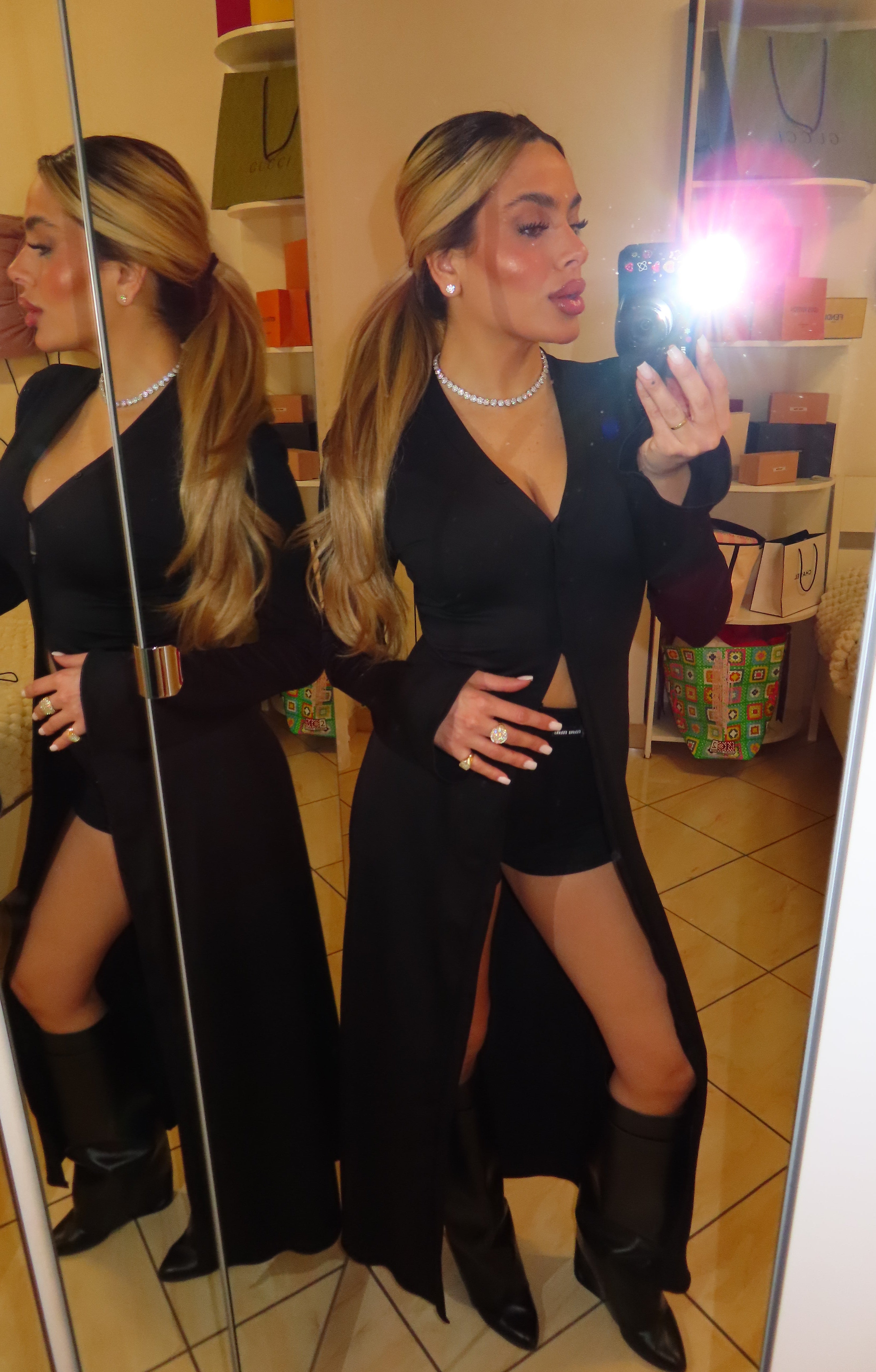 Dress Gala con bottoncino, spallina e manica a imbuto