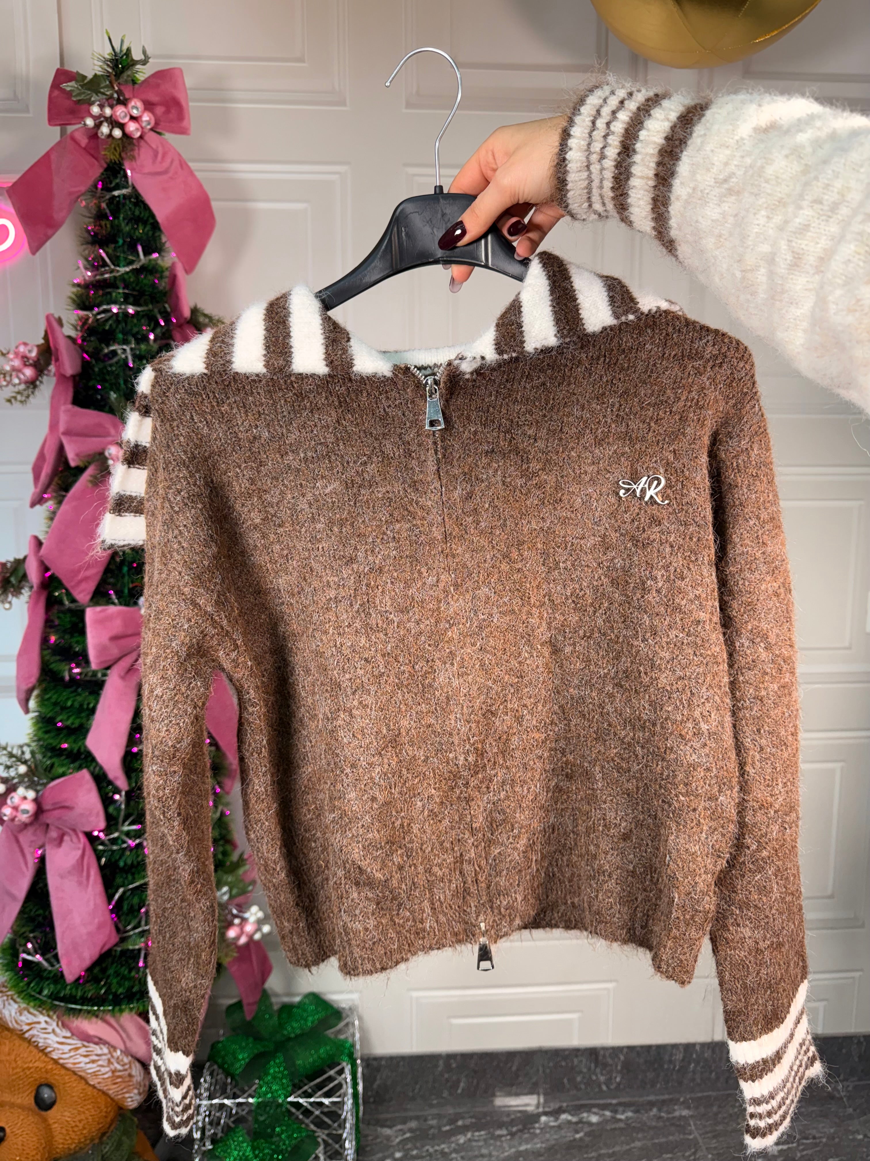 Maglione con zip AR