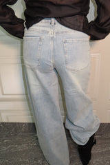 Jeans chiaro con origami