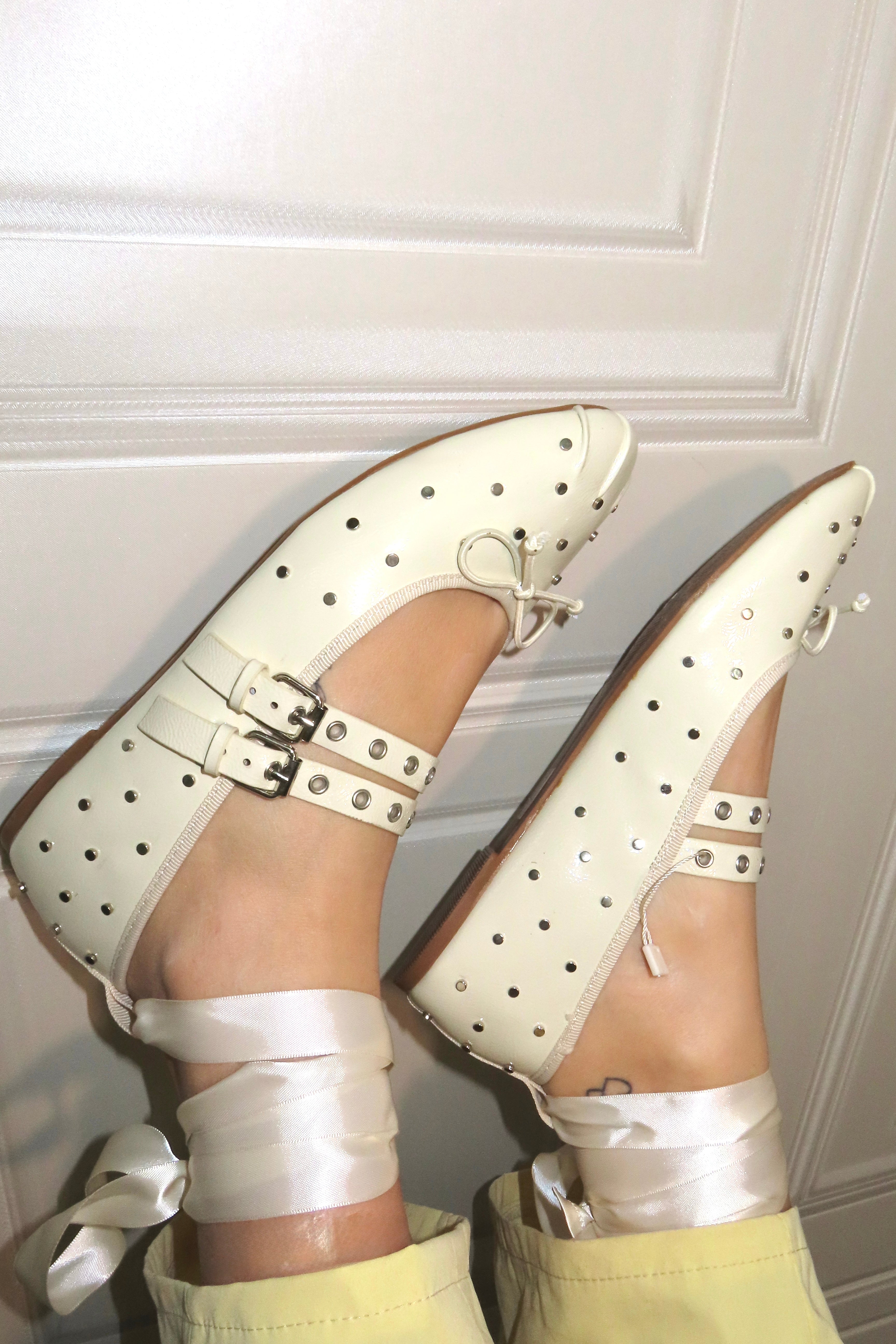 Scarpe ballerine Paris con stringhe e lacci