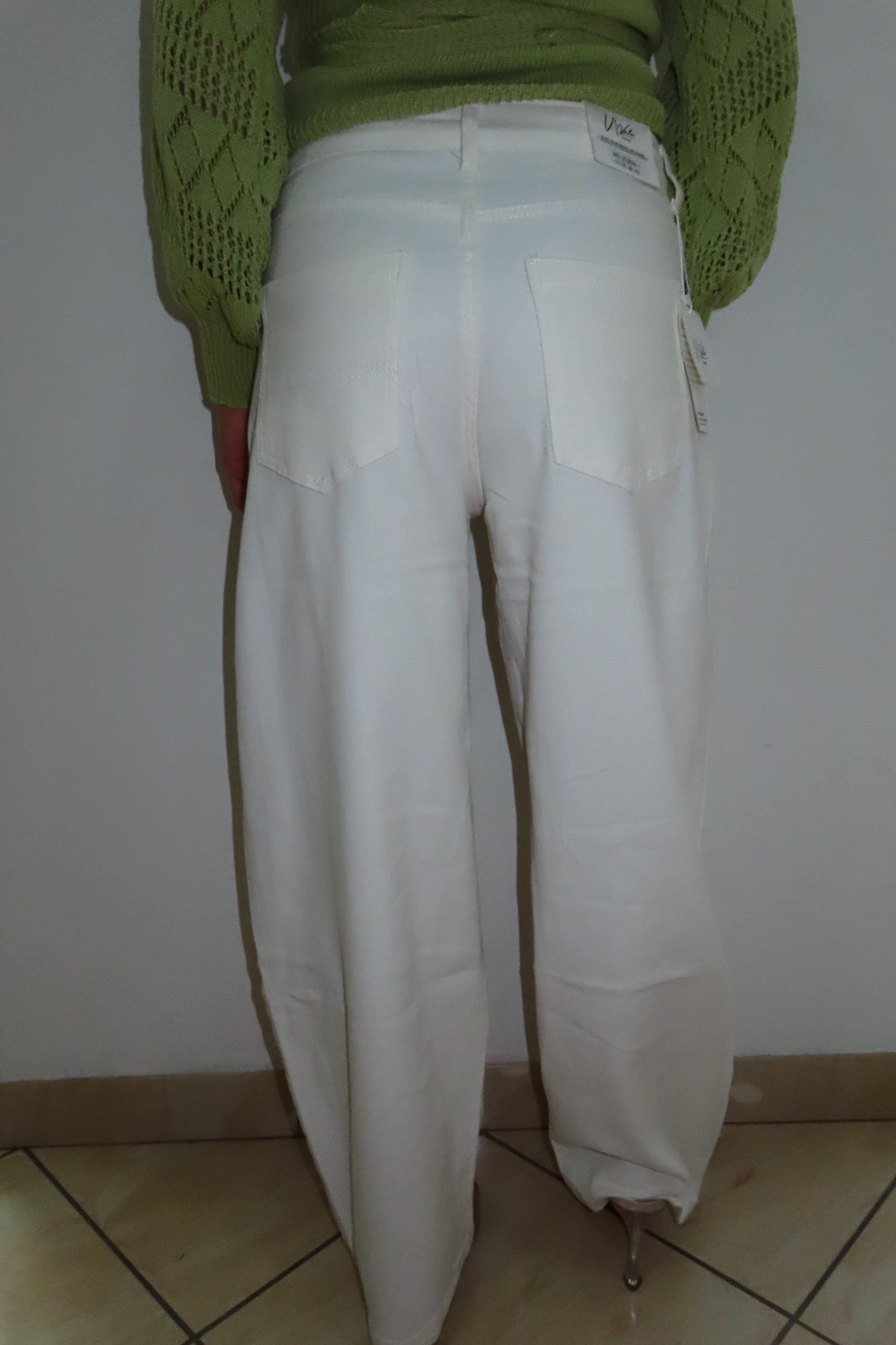 Jeans whitely