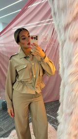 Set button up