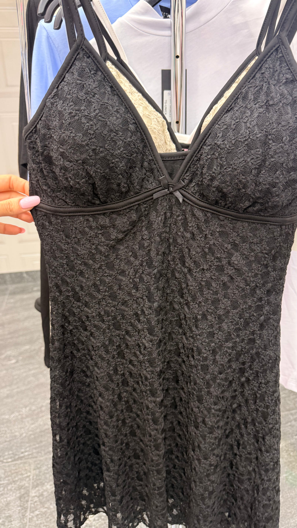 Dress in pizzo Amanda