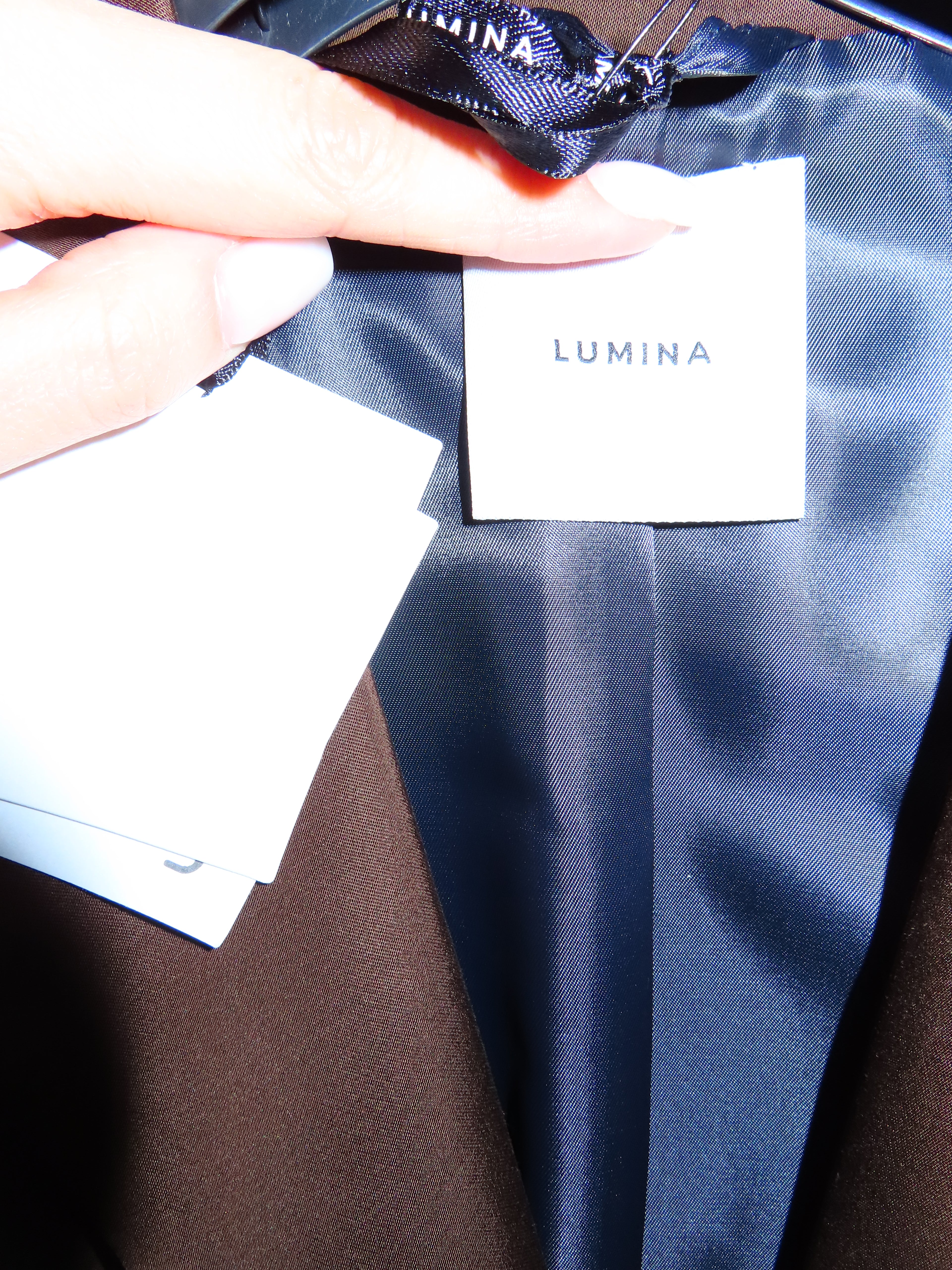 Giacca con spalline imbottite Lumi