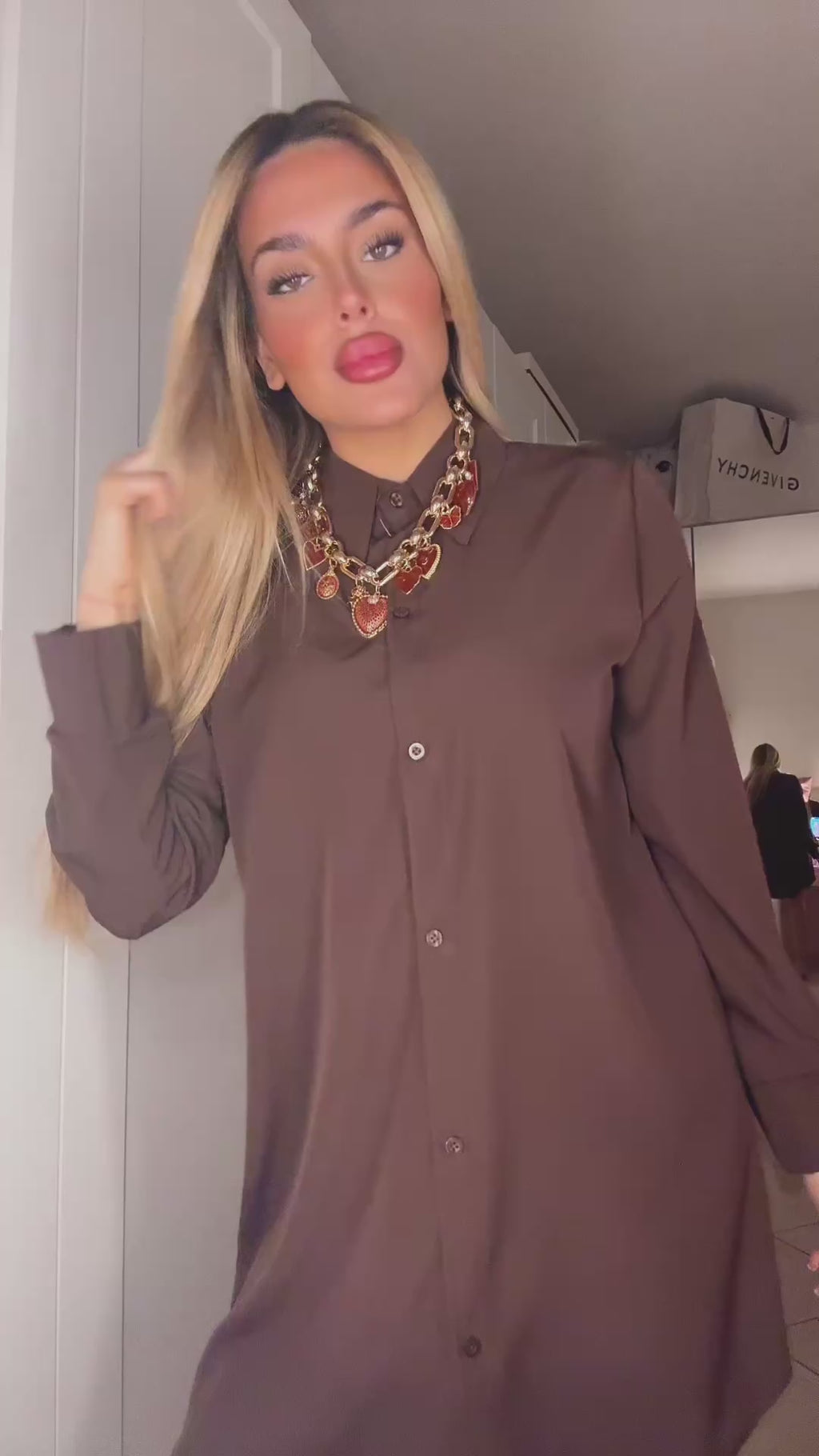 Camicia lunga con bottoncini